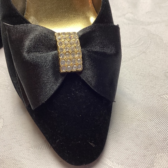 PM COLLECTION shoes heels size 9M black suede detailed - Picture 2 of 6